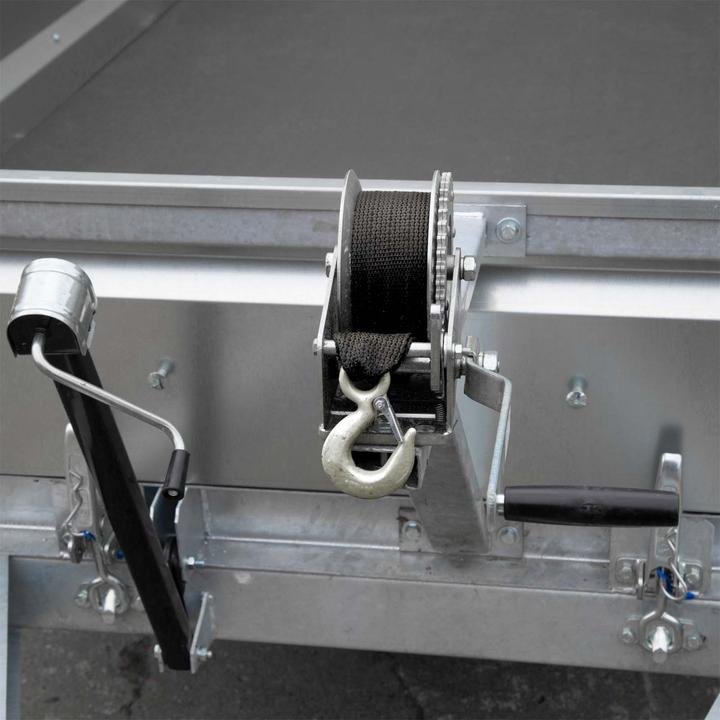 Actual product image Wiltec Manual Hand Wire Winch with 550kg Tensile Force 7m Belt Length 4:1:1 Gear Car Boat Trailer Caravan