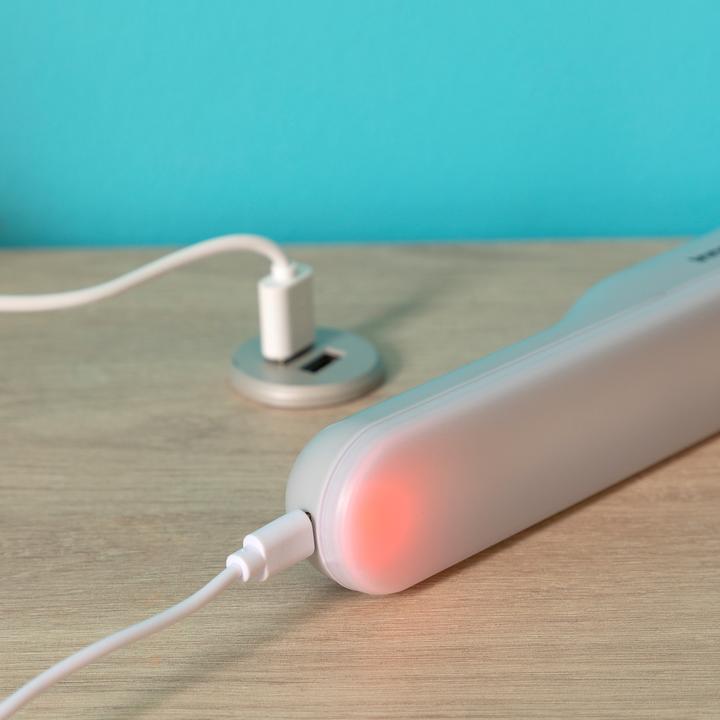 Actual product image InnovaGoods Magnetic lamp