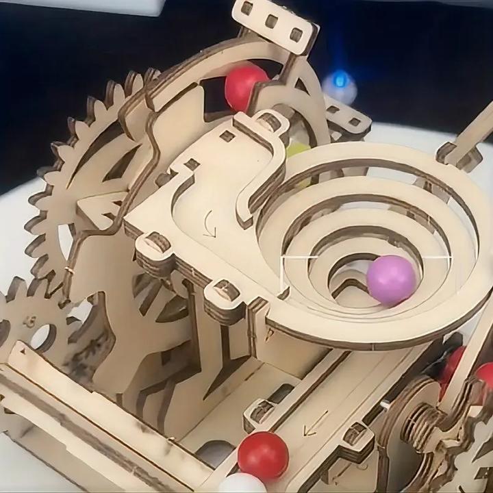 Immagine prodotto The Toy Company 3D Holz Kugelbahn, Murmelbahn Puzzle aus Holz, batteriebetrieben