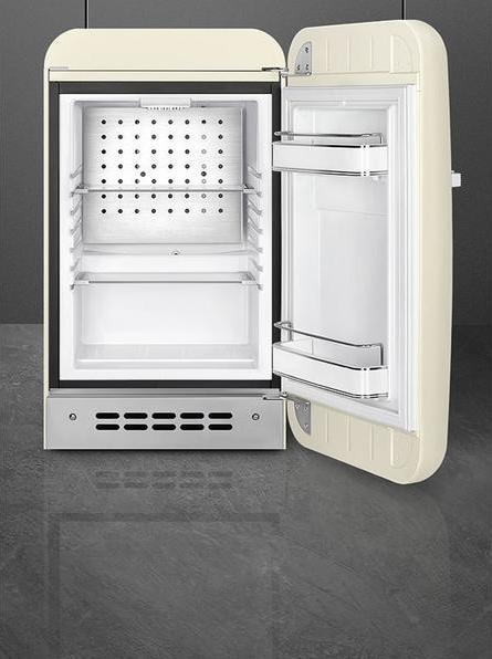 Actual product image Smeg Retro Style FAB5RCR5 (34 l)