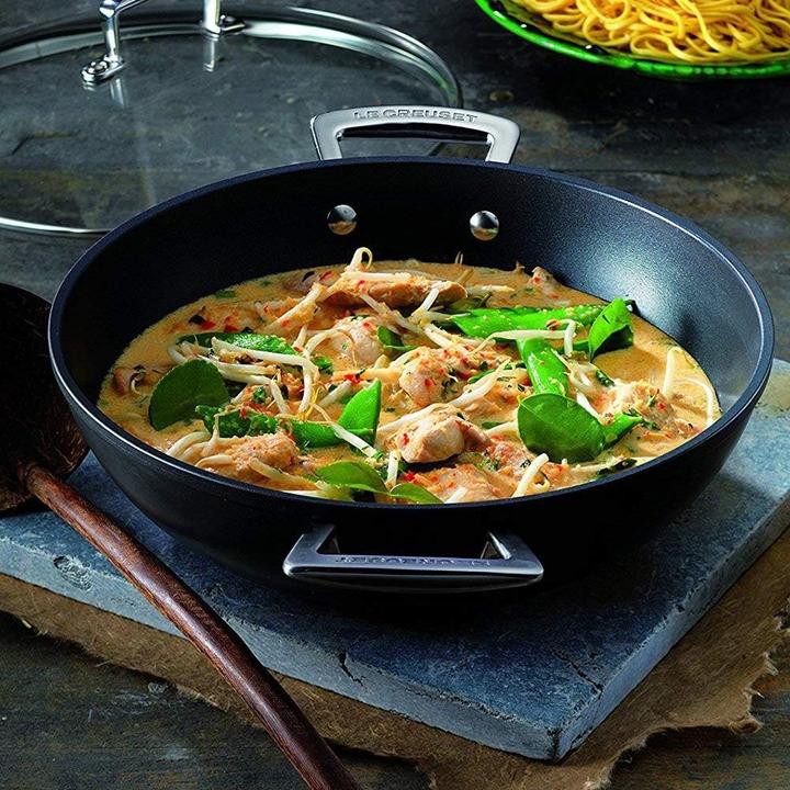 Produktbild Le Creuset Wok (32 cm, Wok Pfanne, Aluminium)