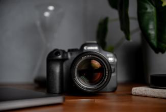 Actual product image Voigtländer Nokton 75mm / 1.5 asph. black (Canon RF, full size)