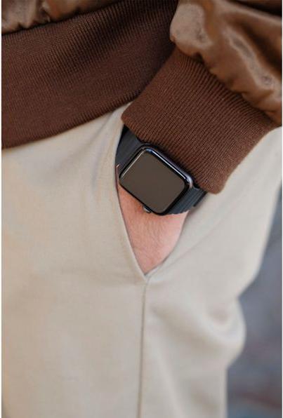 Produktbild Cyberport magnetisches Silikonarmband LITE Schwarz 38-40mm (Silikon)