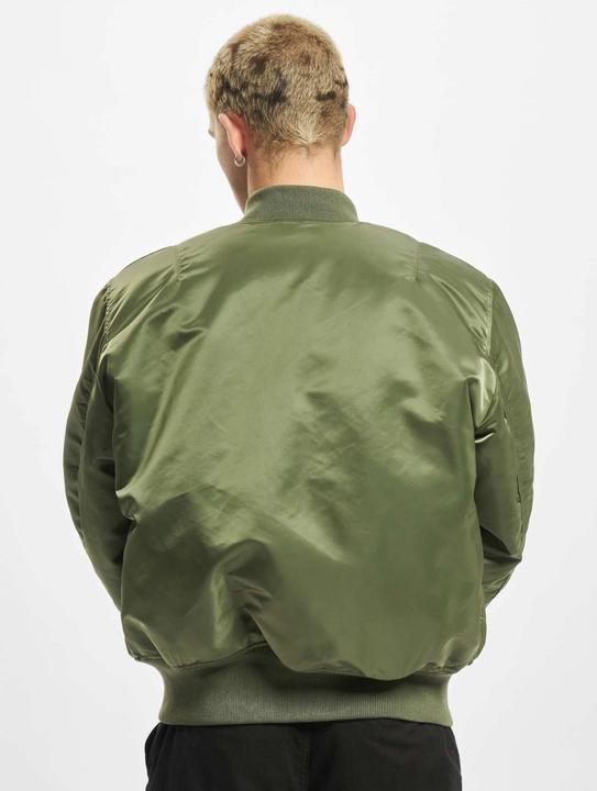 Actual product image Alpha Industries MA-1 (L)