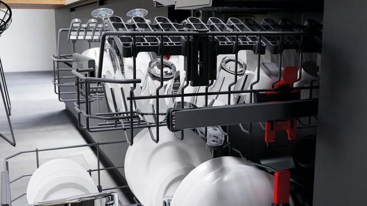 Produktbild Bauknecht Bauk GeschSp. BCIC 3T333 PFE D sr hocheinbaufähig