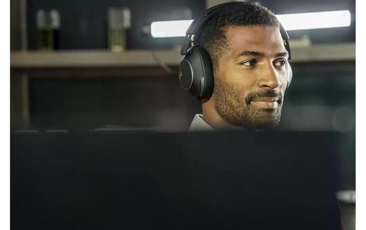 Actual product image Poly Voyager Surround 80 (Wireless, Cable, USB-C)