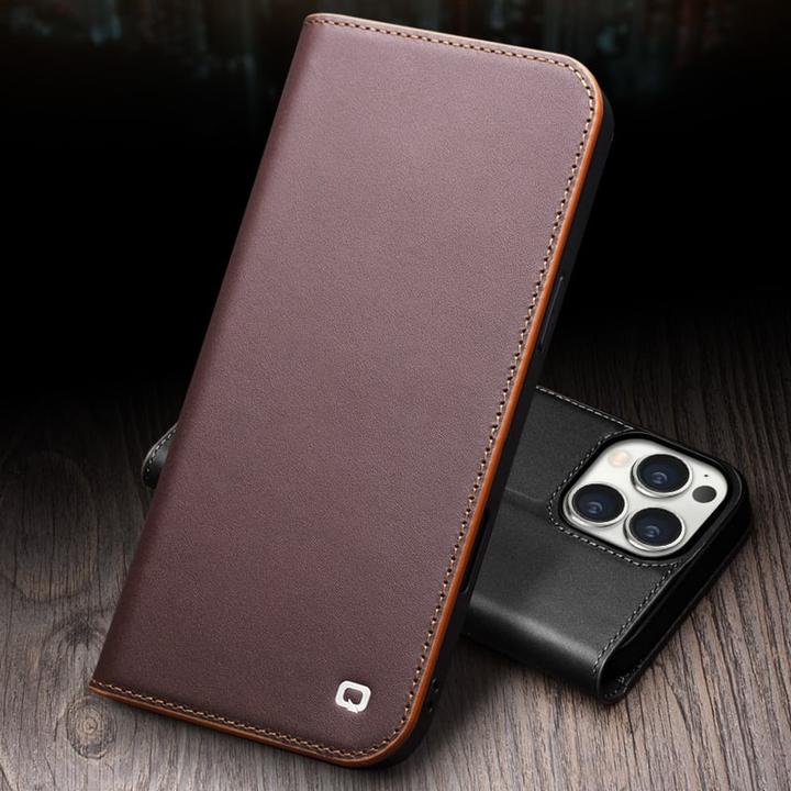 Produktbild QiAlino Hülle Flip Matt dunkelbraun (Apple iPhone 15 Pro Max)