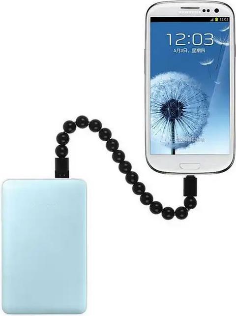 Actual product image PhoneLook Elégant bracelet de perles Câble de chargement 2 en 1 avec port USB-C intégré (USB 3.2 Gen 1)