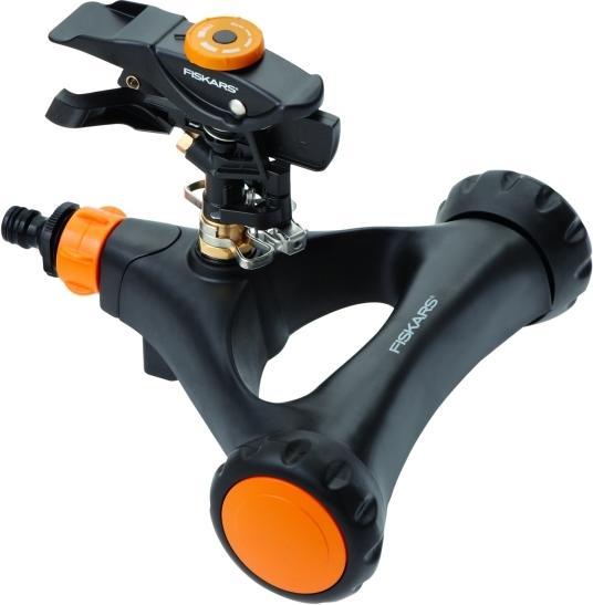 Actual product image Fiskars Impulse sprinkler XL with wheels, With distance control, spray pattern control and rotation contro (Impulse, circular and sector sprinklers)