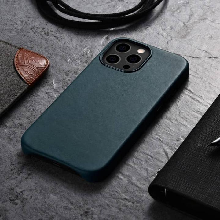 Image du produit iCarer Etui en cuir huilé recouvert de cuir véritable pour iPhone 13 Pro Brown (Compatible avec MagS (Apple iPhone 13 Pro)