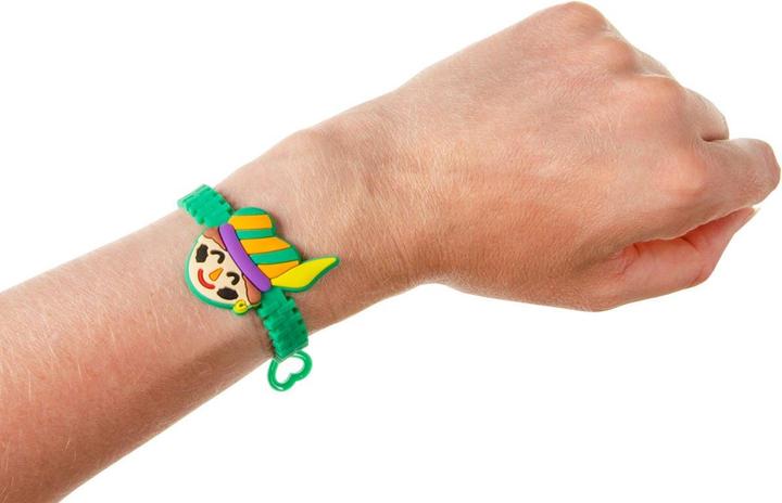 Actual product image LG-Imports Bracelets Sinterklaas, set with 12 pcs. (Plastic)