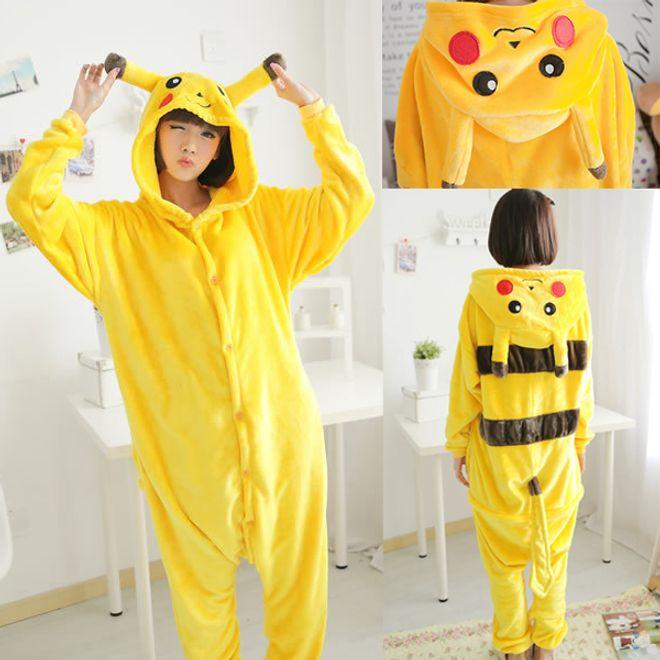 Produktbild MU Classic Onesie Pyjama Pikachu (L)