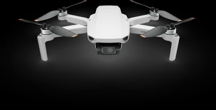 Produktbild DJI Mini SE Fly More Combo (30 min, 249 g, 12 Mpx)