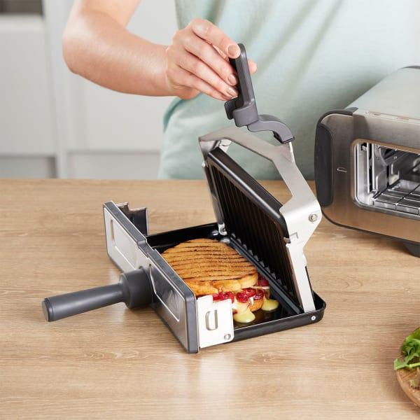 Productafbeelding Ninja 3-in-1 Multifunctionele Broodrooster, Grillplaat en Panini Maker - 7 Roosterstanden - RVS - ST202EU