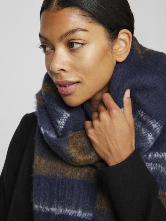 Actual product image Vila Fringed scarf