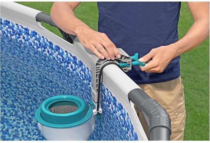 Actual product image Bestway Skimatic 2-in-1 Einhängeskimmer/ Filterpumpen-Kombination 3.974 l/h