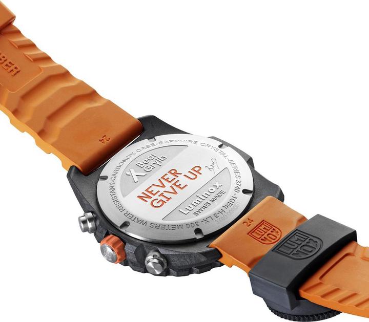 Image du produit Luminox Bear Grylls Survival Master 3740 Series (Swiss Made, Chronographe, Montre analogique, 45 mm)