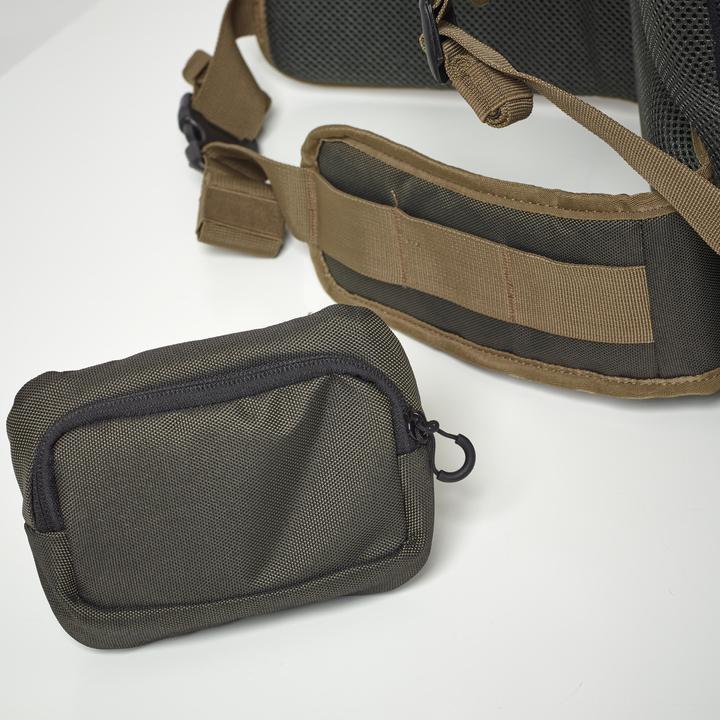 Actual product image Solognac CAMERA 900 (Camera shoulder bag, 35 l)