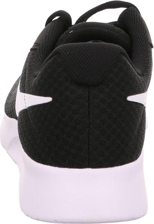 Actual product image Nike Tanjun (42)