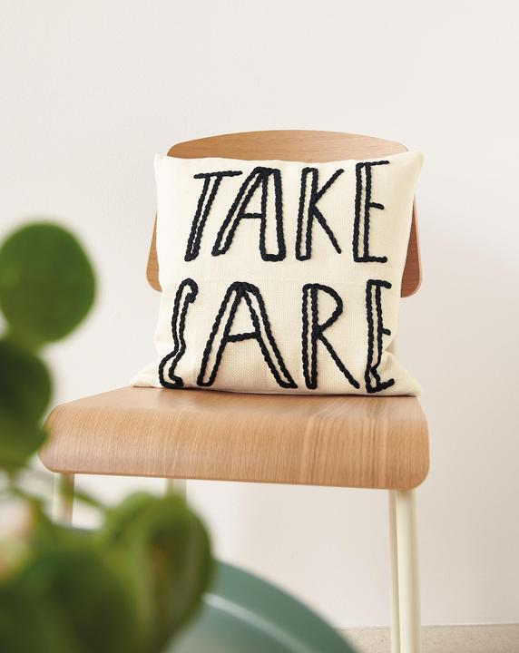 Image du produit Rico Design Punch Needle Pack "Coussin Take Care" (prendre soin)