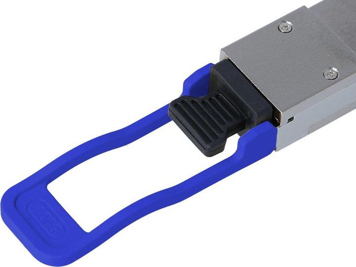 Actual product image BlueOptics Oplink QTA1C04L2C000E1A Compatible QSFP28 Transceiver for Singlemode 100 Gigabit Highspeed Data