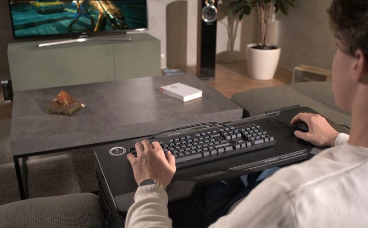 Actual product image Couchmaster Cycon
