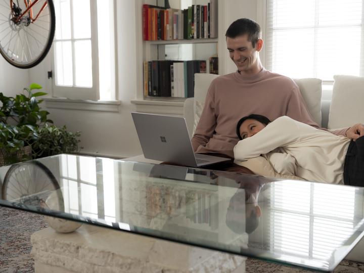 Actual product image Microsoft Surface Laptop 3 for business (15", Intel Core i5-1035G7, 8 GB, 256 GB, DE)