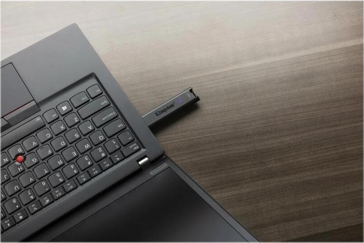 Produktbild Kingston DataTraveler Max (1000 GB, USB 3.2 Gen 2, USB-C)