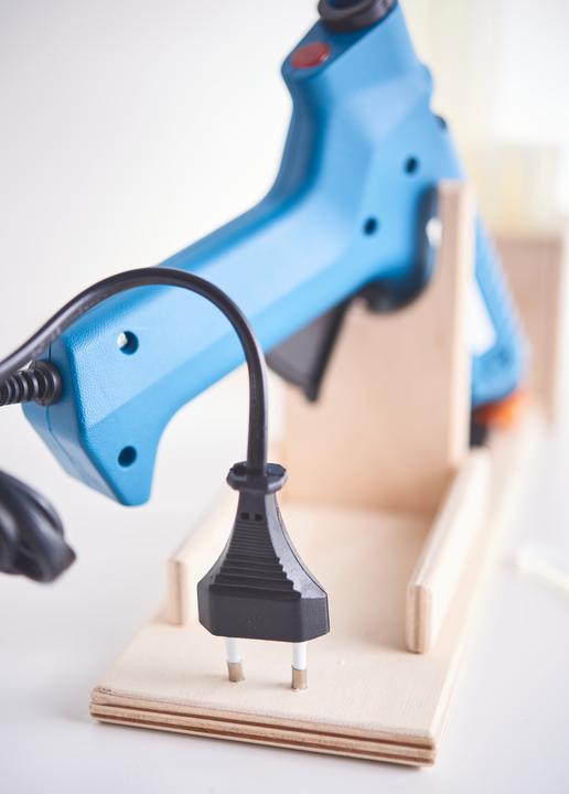 Actual product image VBS Hot glue gun with holder