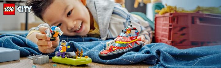Actual product image LEGO Fireboat (60373, LEGO City)