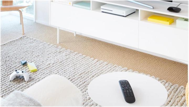 Actual product image Logitech Harmony Companion (Universal remote control, Infrared, Bluetooth)