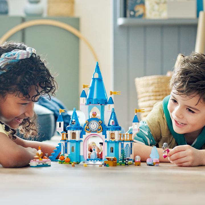 Produktbild LEGO Cinderellas Schloss (43206, LEGO Disney)