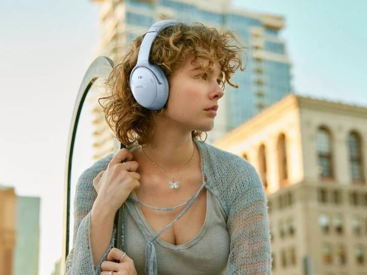 Actual product image Bose QuietComfort (ANC, 24 h, Wireless, Cable)
