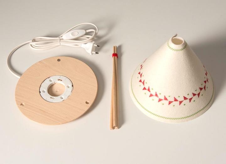 Produktbild Buokids Tischlampe & Nachtlicht Tipi rot (GX53)