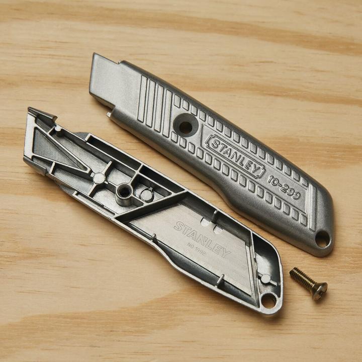 Image du produit Stanley Couteau 299, couteau à tapis (Cutters)