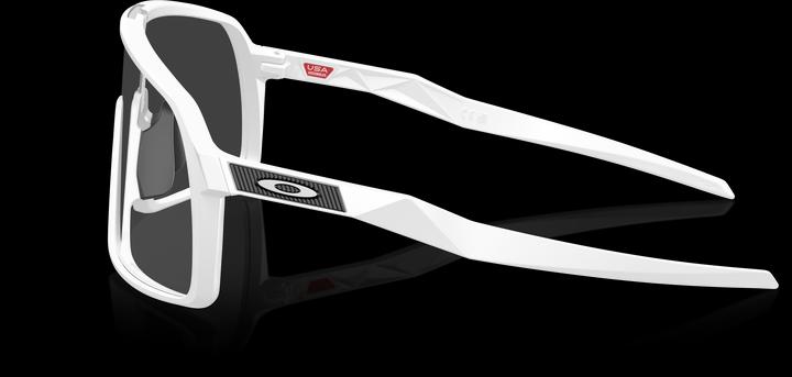 Actual product image Oakley Sutro (Mat white, Photochromic)