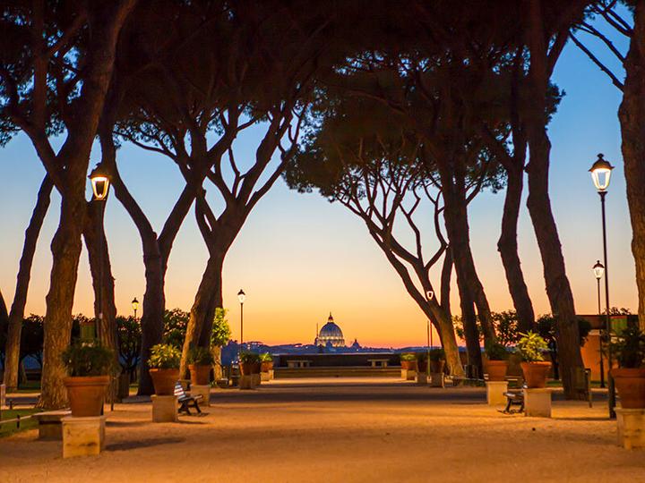 Immagine prodotto Smartbox Breve soggiorno di 3 giorni in un hotel 4* nel cuore di Roma (2 pers.)