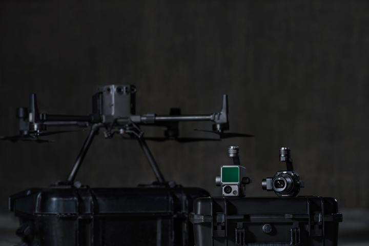 Image du produit DJI Caméra gimbal Zenmuse P1 4K Ultra HD 45 MP Noir (Caméra de drone, DJI Matrice 300 RTK)