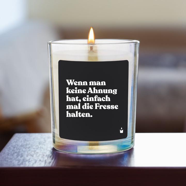Produktbild Chatty Candles Duftkerze Woody Wenn man keine Ahnung hat, einfach mal die Fresse halten.