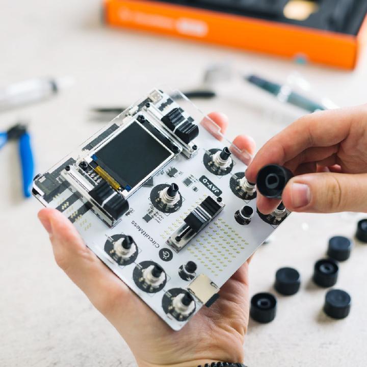 Actual product image CircuitMess Jay D - DJ Mixer