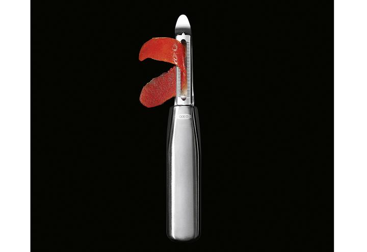 Image du produit OXO Éplucheur Good Grips pour fruits et tomates
