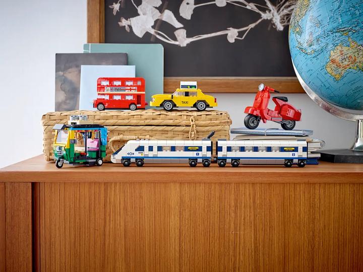 Produktbild LEGO Hochgeschwindigkeitszug (40518, LEGO Creator 3-in-1)