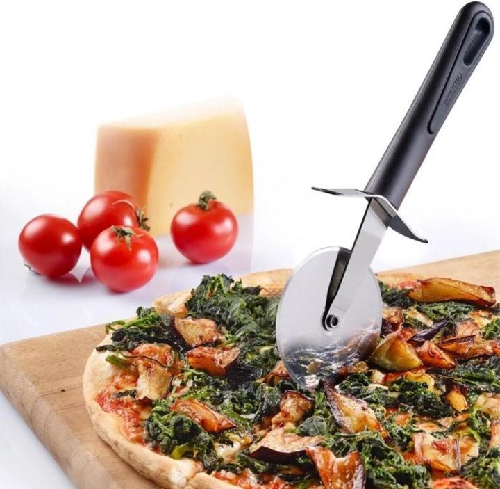 Actual product image Westmark Pizza cutter "Gentle" Ø 6.9 cm, 21.2x7.6x2 cm
