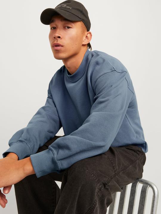 Produktbild Jack & Jones Einfarbig Sweatshirt mit Rundhals Sweatshirt mit Rundhals (XL)