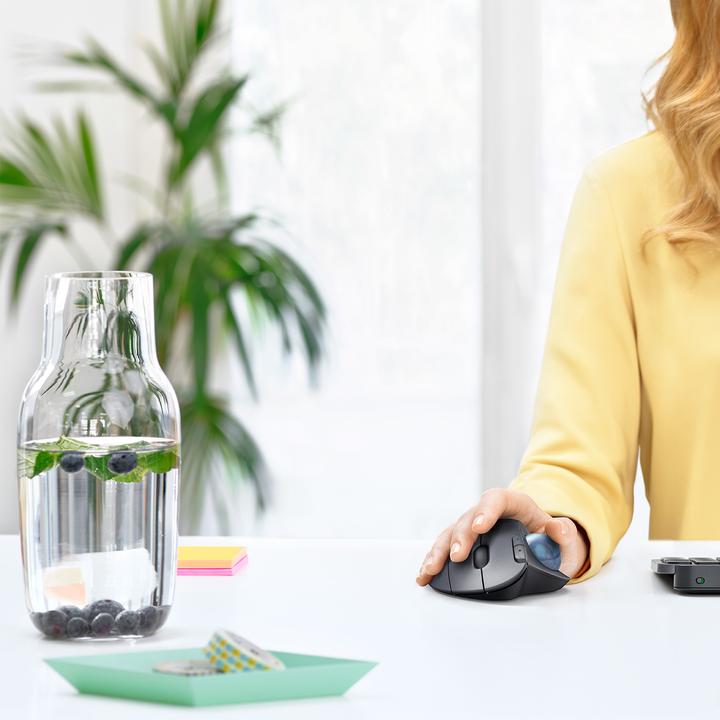 Actual product image Logitech Ergo M575 (Wireless)
