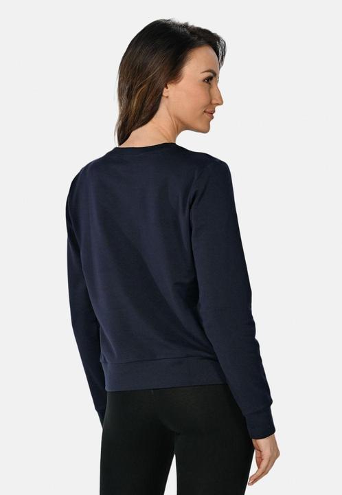 Produktbild Teyli Sweater model (L)