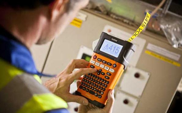 Produktbild Brother P-Touch E300VP
