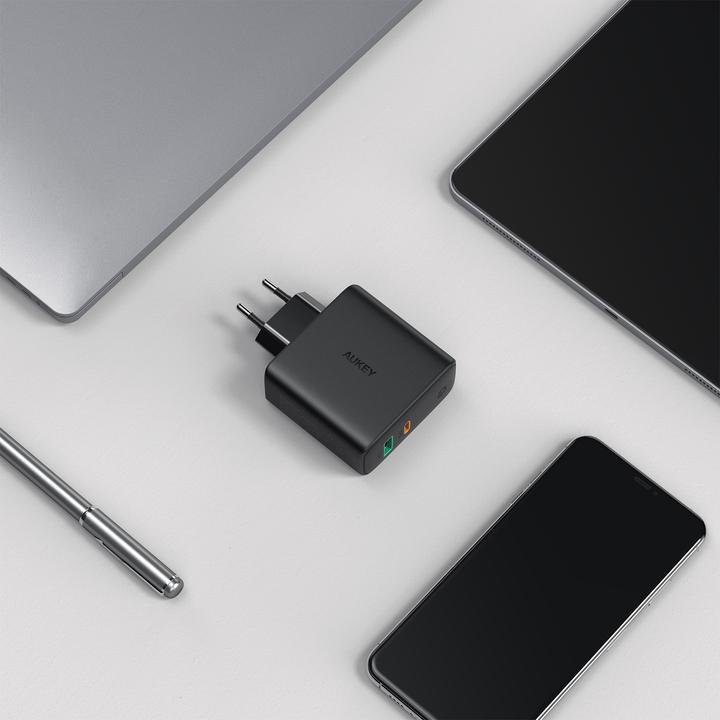 Actual product image Aukey PA-D3 (60 W)
