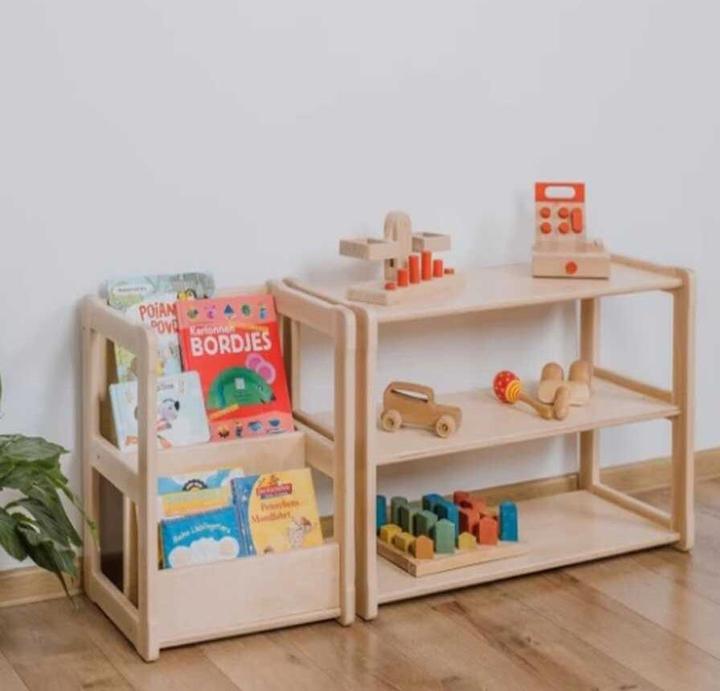Image du produit Activity Board Meubles de chambre d'enfant Waldorf. Mini-étagères ouvertes pour ranger les affaires des enfants