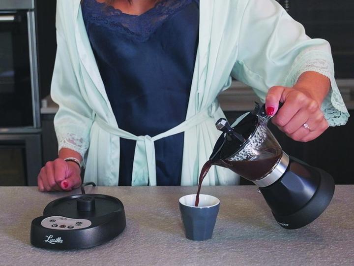 Immagine prodotto Beper BC.041N- macchina da caffè espresso elettrica- 3 bicchieri da caffè